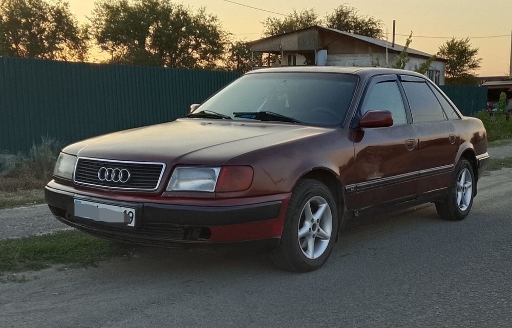 Продаётся Ауди 100 с 4.