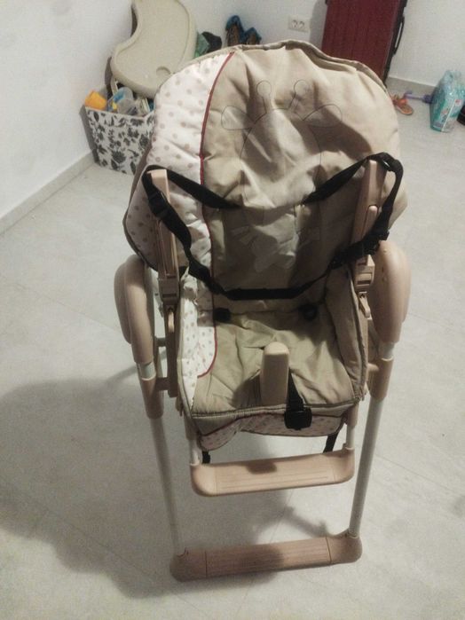 Scăunel de luat masa  bebe Hauck