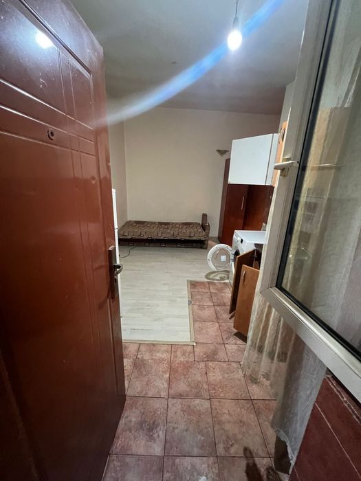 Garsoniera zona Bularga 900 lei