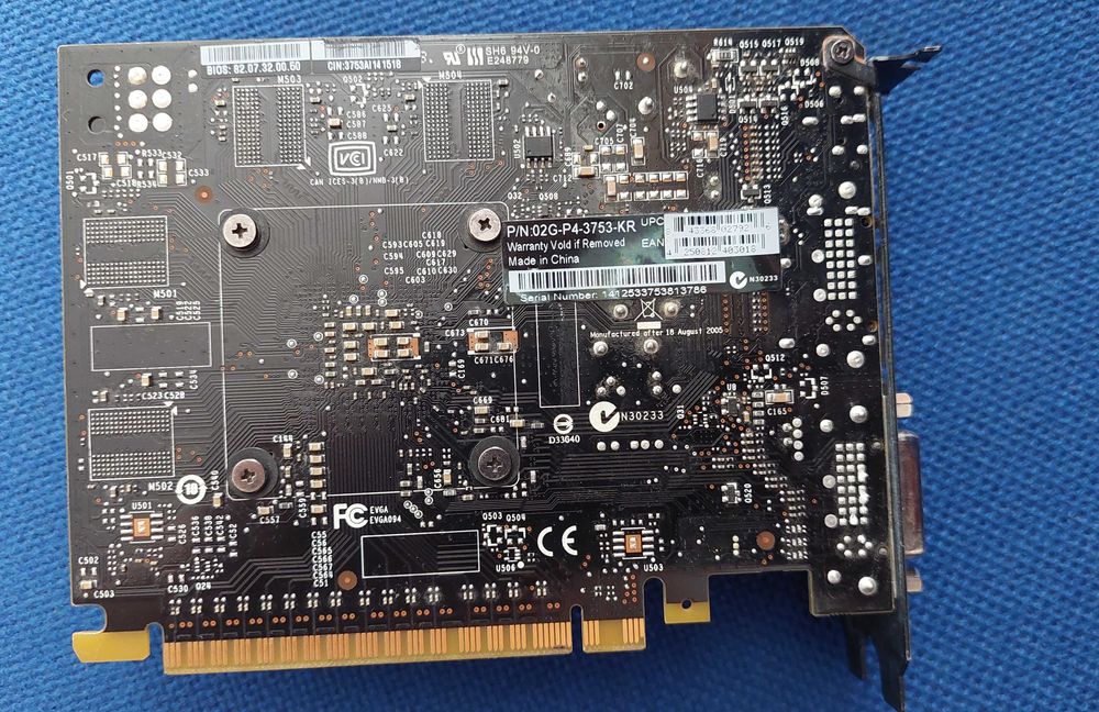 Placa video GTX 750 Ti Nvidia PCI nu necesita alimentare suplimentara