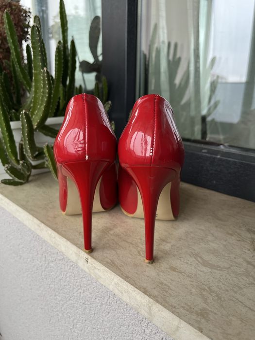 Официални/елегантни обувки и сандали Zara  на ток