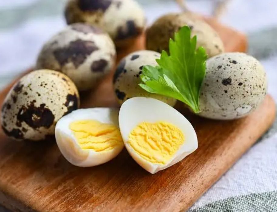 Бөдене жұмыртқасы бар. Бағасы 30 тг.