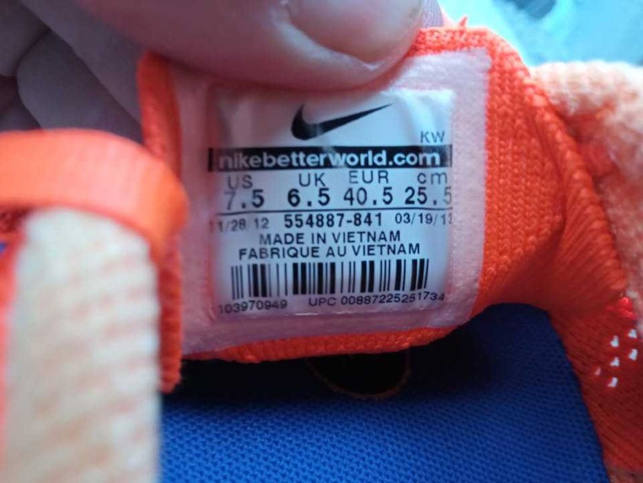 Nike Flyknit Lunaron, marime 40.5, UK 6.5 (25.5 cm) made in Vietnam.