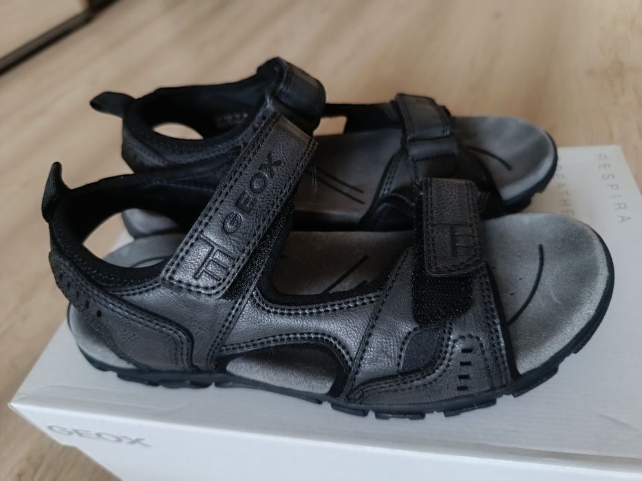 Geox. Сандали на мальчика р40.