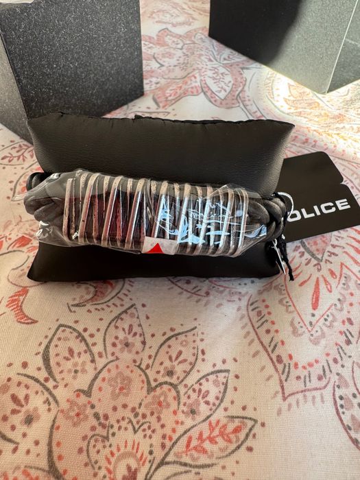 Кожена гривна -Police