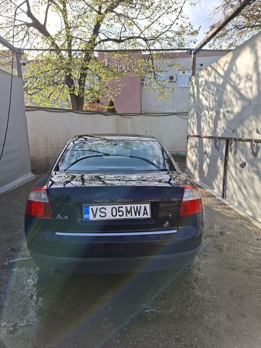 Vând audi a 4 b6