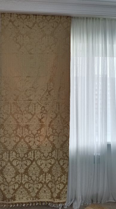 Продам шторы б/у