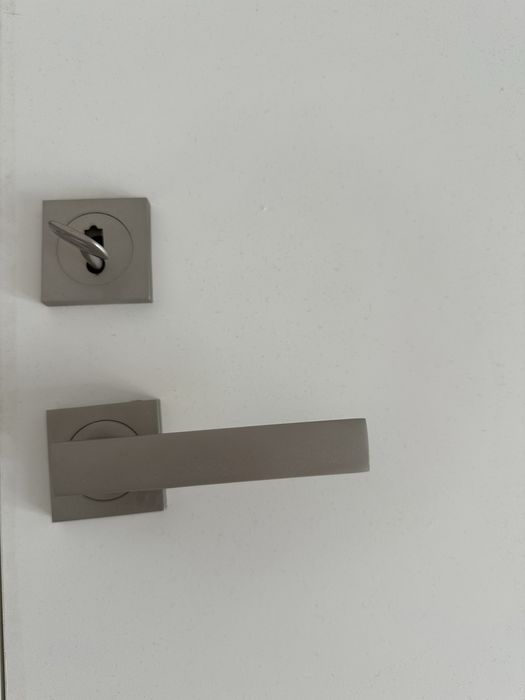 Vand usa interior alba, toc si clanta incluse, latime 62-66