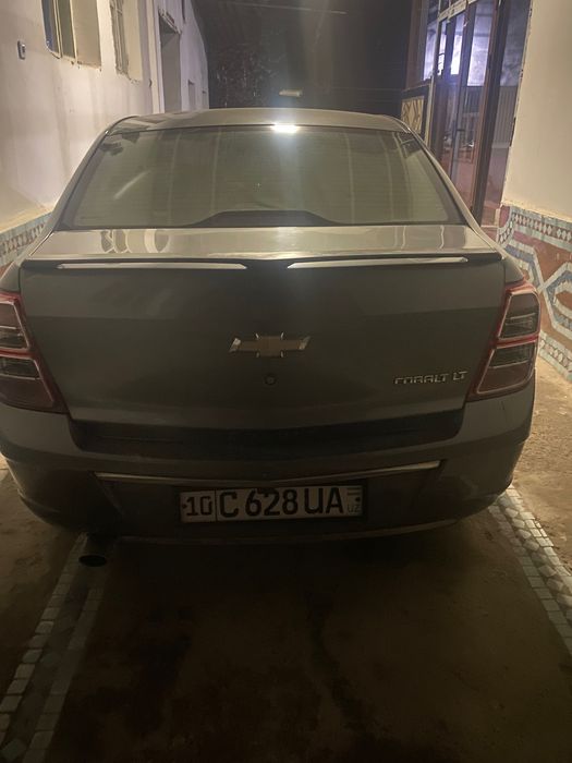 Surochna sotiladi