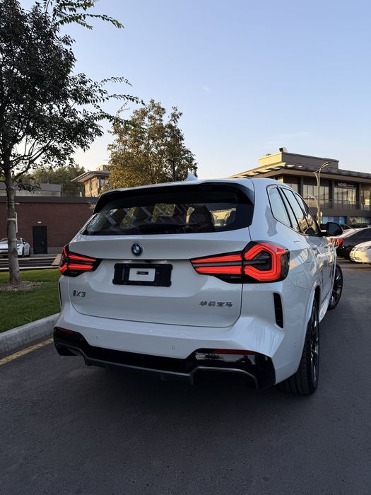 BMW iX3 eng full M paket