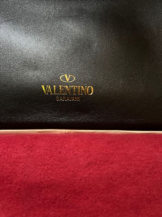 Valentino чанта оригинал