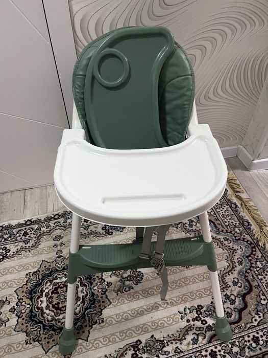 Детский стульчик для кормления