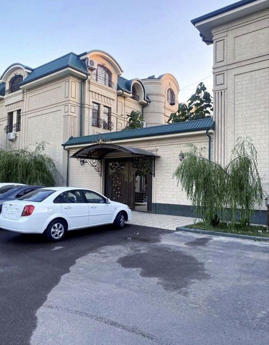 Аренда квартира новастройка 4 хона 110 квм 1 этаж Медгарадок