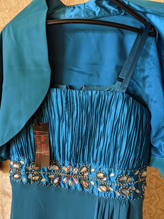 Платья для торжеств и праздников