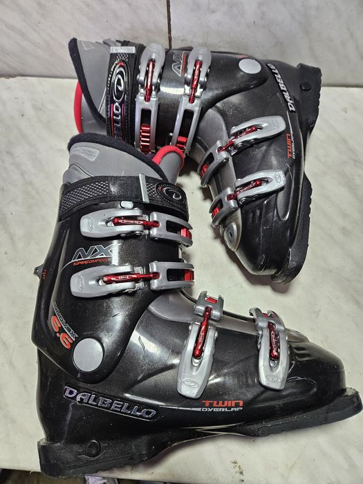 Clapari ski schi  Dalbello  mondo 27  corespunde mărimii 42