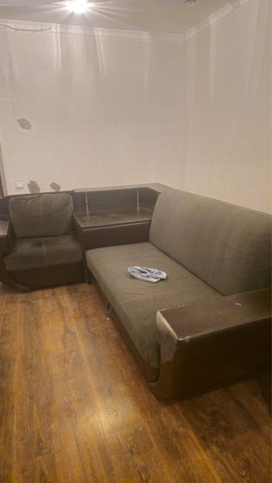 Продам Б/у диван
