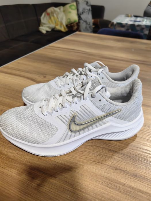 Nike маратонки унисекс