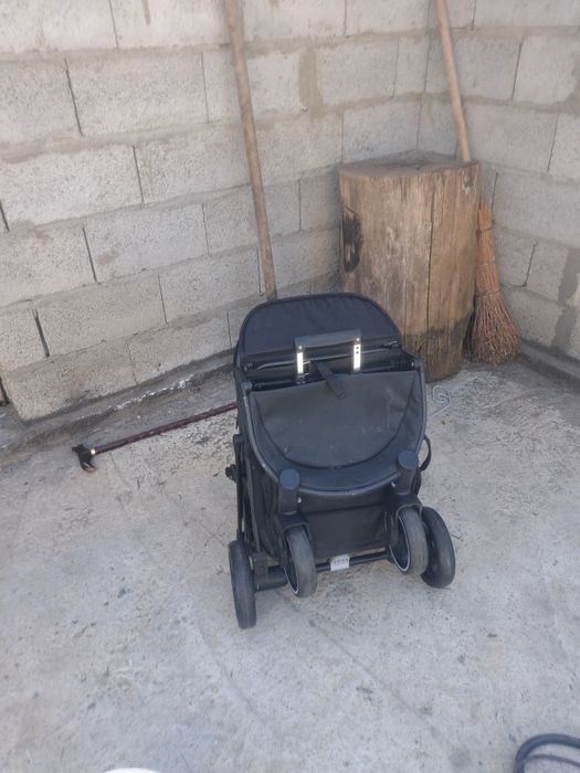 Коляска детский и Стульчик