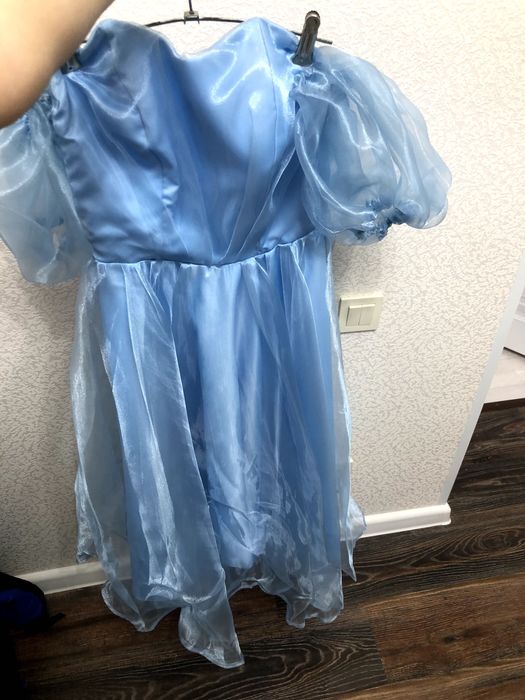 продаю платье, состояние хороший