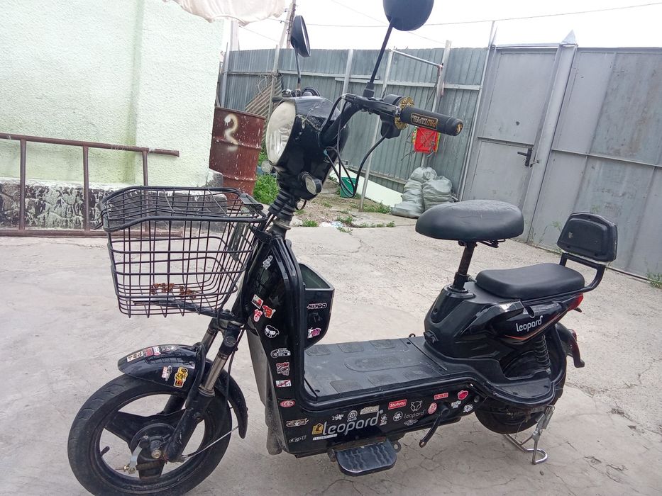 Продам электро скутер леопард