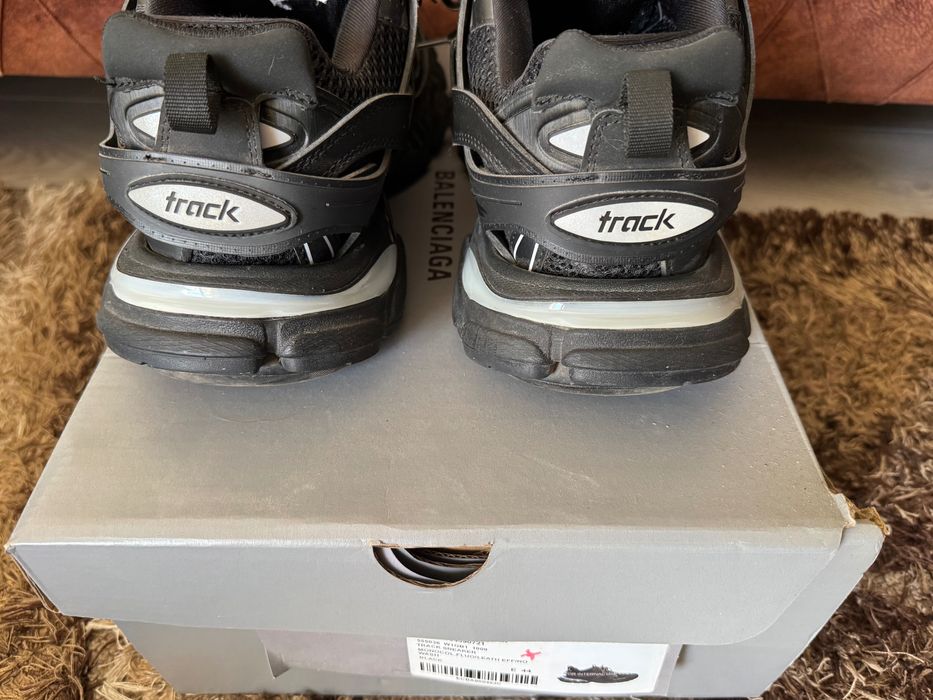 Balenciaga track led