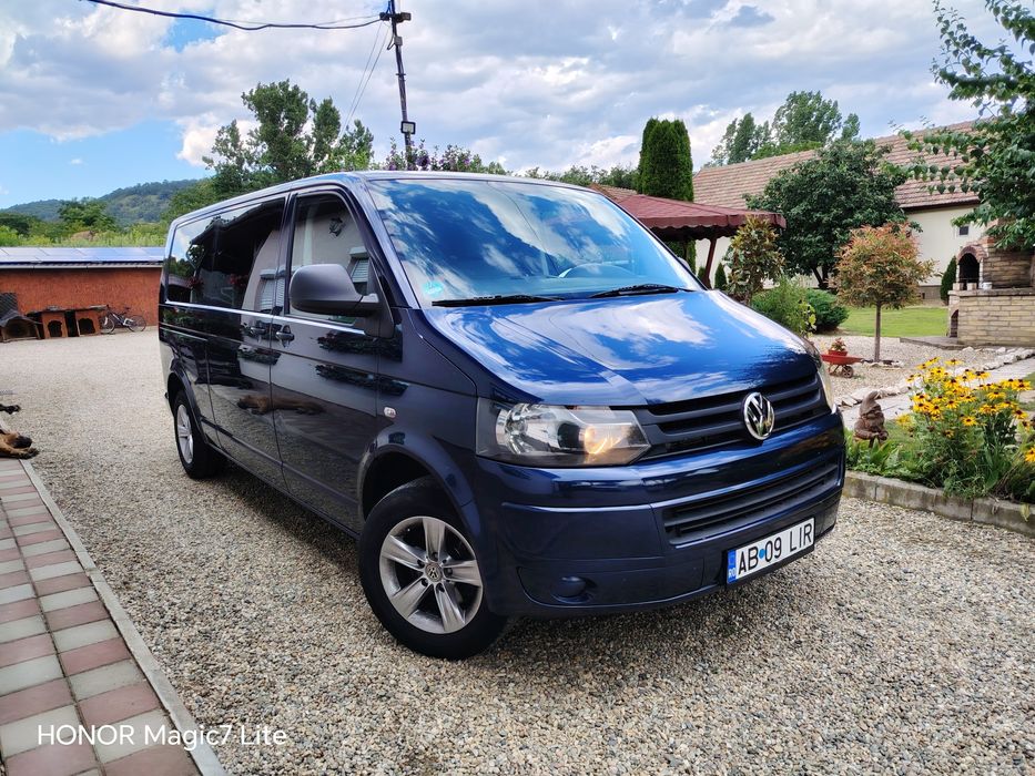 VOLKSWAGEN Transporter 2011 — imagine 3