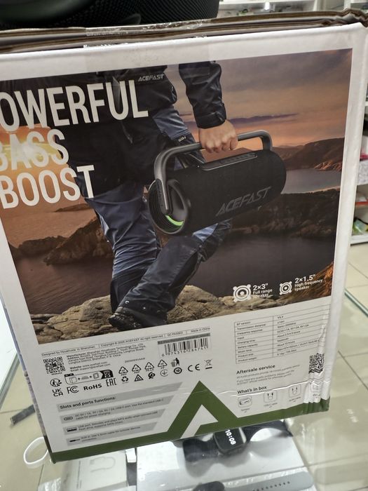 Музыкальная колонка оригинал мощная