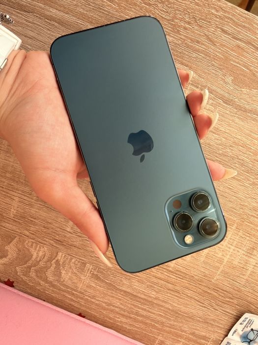 Iphone 12 pro max 256gb + калъфи