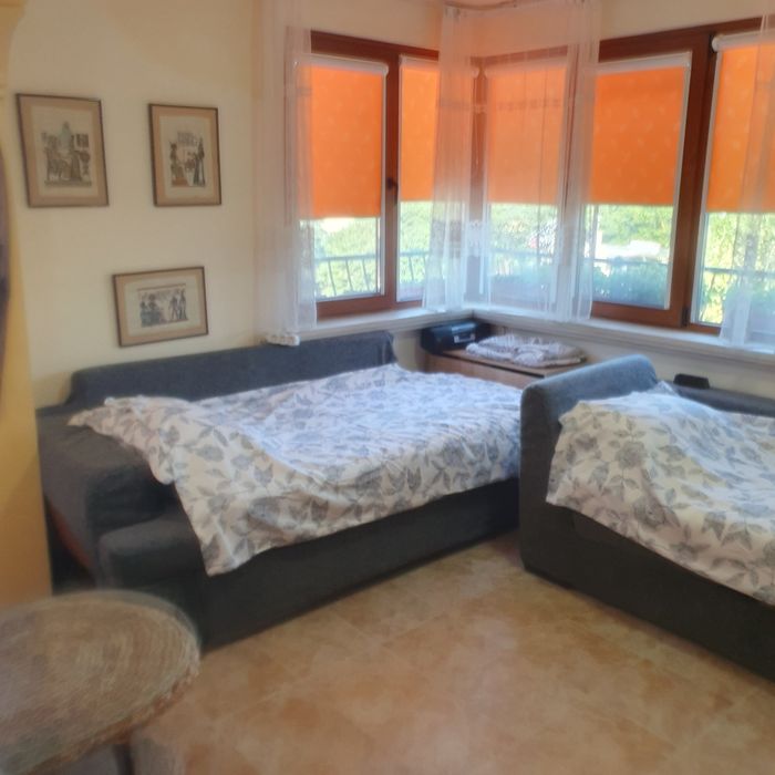 Дава се под наем Многостаен апартамент в Варна, Червен площад - 98 кв.м за 765 € - Снимка #5