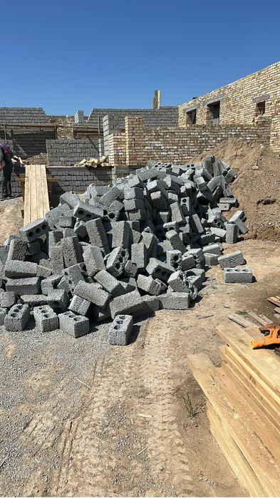 Шлакоблок строительный