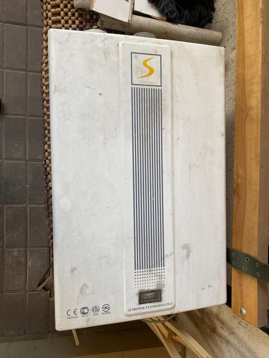 Продам газовую печь