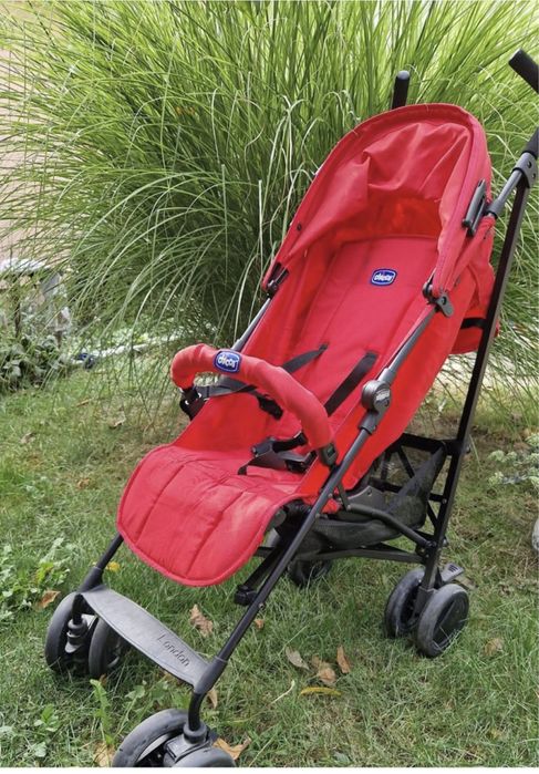 Vand carucior Chicco London