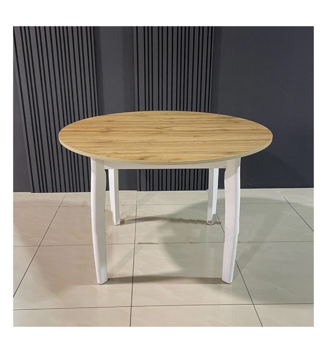 Круглый стол срочно продам!