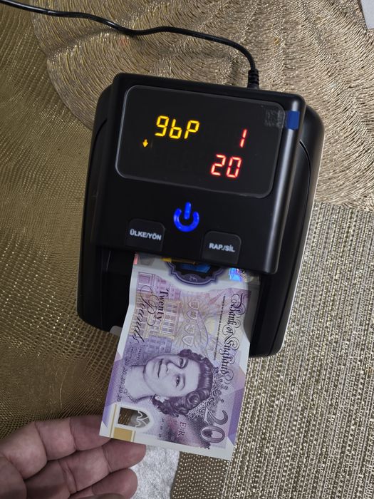 Детекор за банкноти €  $ GBP  CHF. TRL