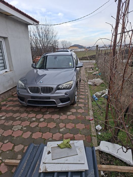 Bmw x1  an 2012.          2l. 163 hp