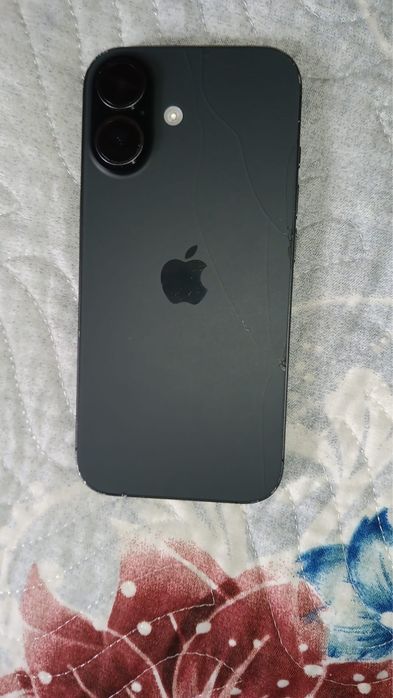 iphone 17/256GB.