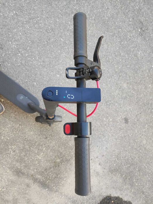 Trotineta electrica Xiaomi Mi Pro 2, imbunatatita, cauciucuri pline, revizie,desfacuta, curatata, gresata,cosmetizata, 2167KMparcursi, autonomie 27 KM