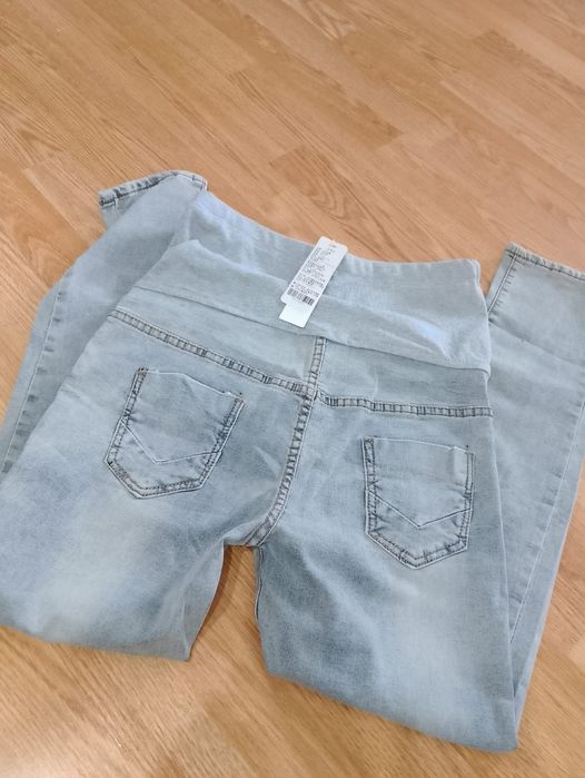 Джинсы для беременных новый