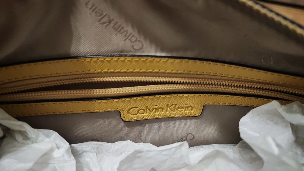 Geanta Calvin Klein