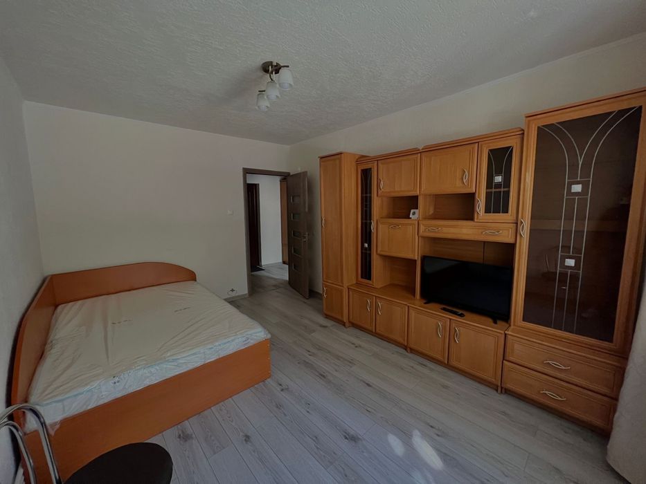 Inchiriez garsonieră