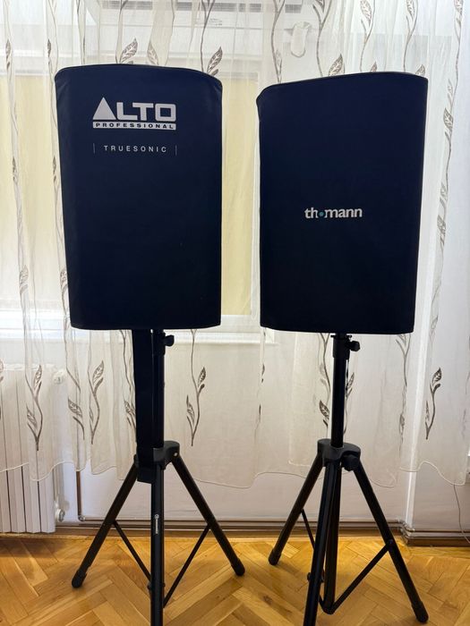 Inchiriez 2 boxe set boxe cu amplificator Alto TS