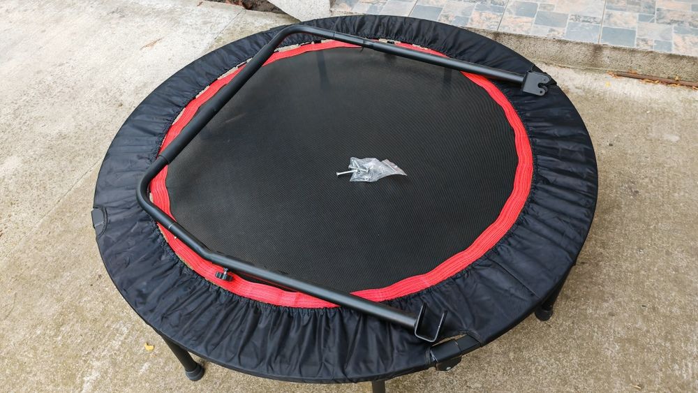 Trambulină pliabilă cu maner 120cm