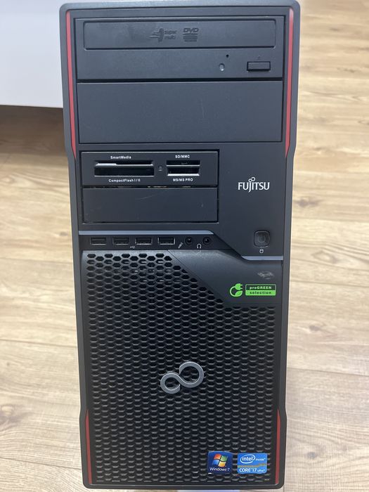 Desktop Fujitsu Celsius W410 ; i7 2600; 16 GB RAM