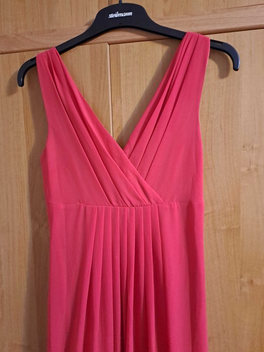 Вечернее длинное платье