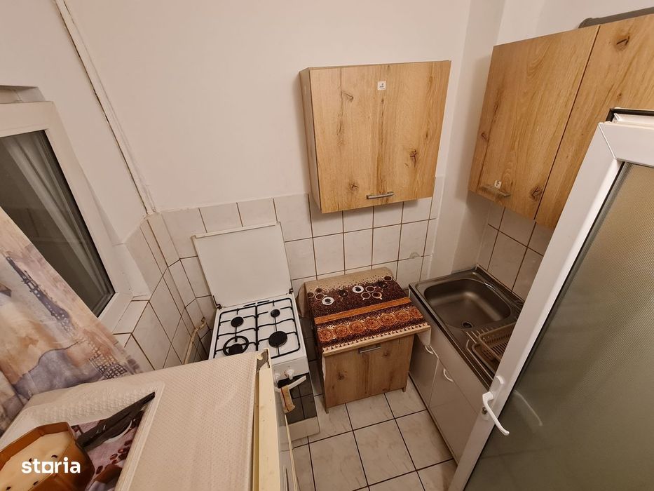 Inchiriez Garsoniera Confort 1 Moderna cu Balcon Micalaca Simfoniei