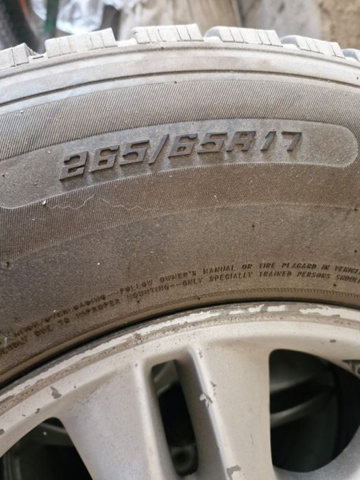 265/65/17 с дисками оригинал