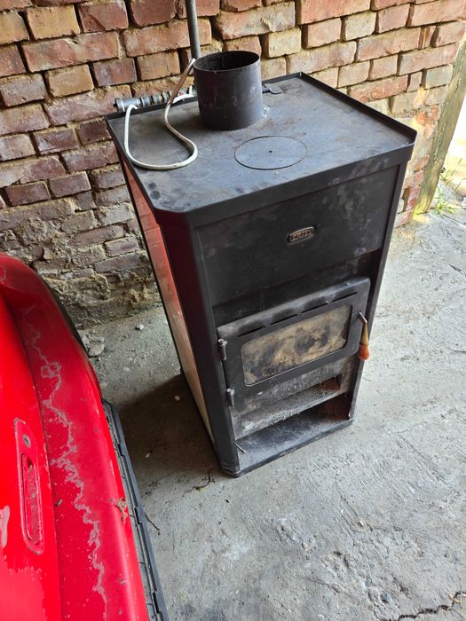 Камина на дърва с водна риза-Prity C3B13