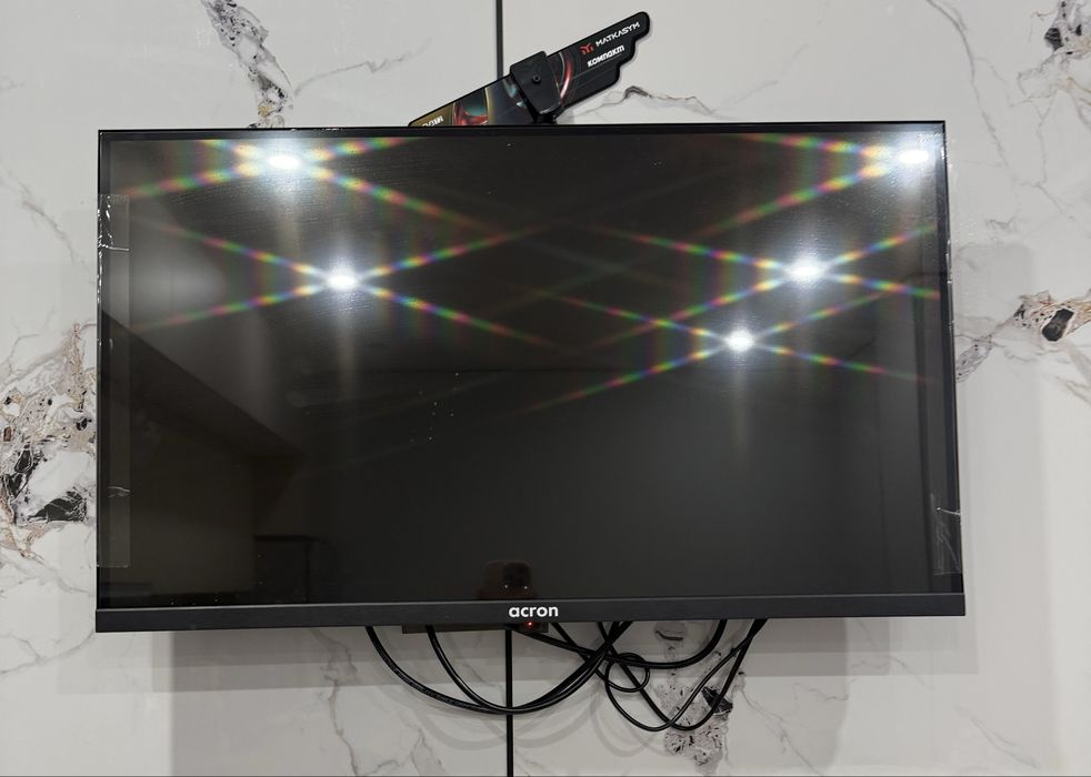продам телевизор acron