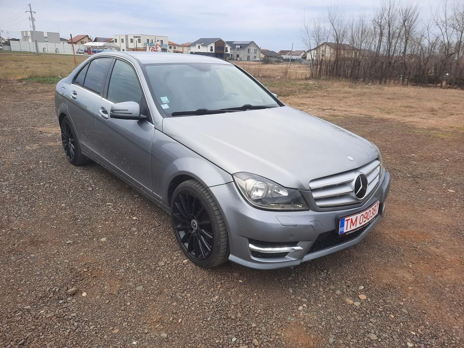 Mercedes-Benz C C220, berlină, automatic, climatronic, piele, NAVI color