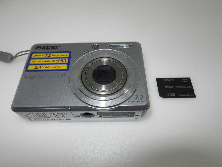 Sony Cyber-shot DSC-S730 компактен цифрова фотоапарат дигитална камера